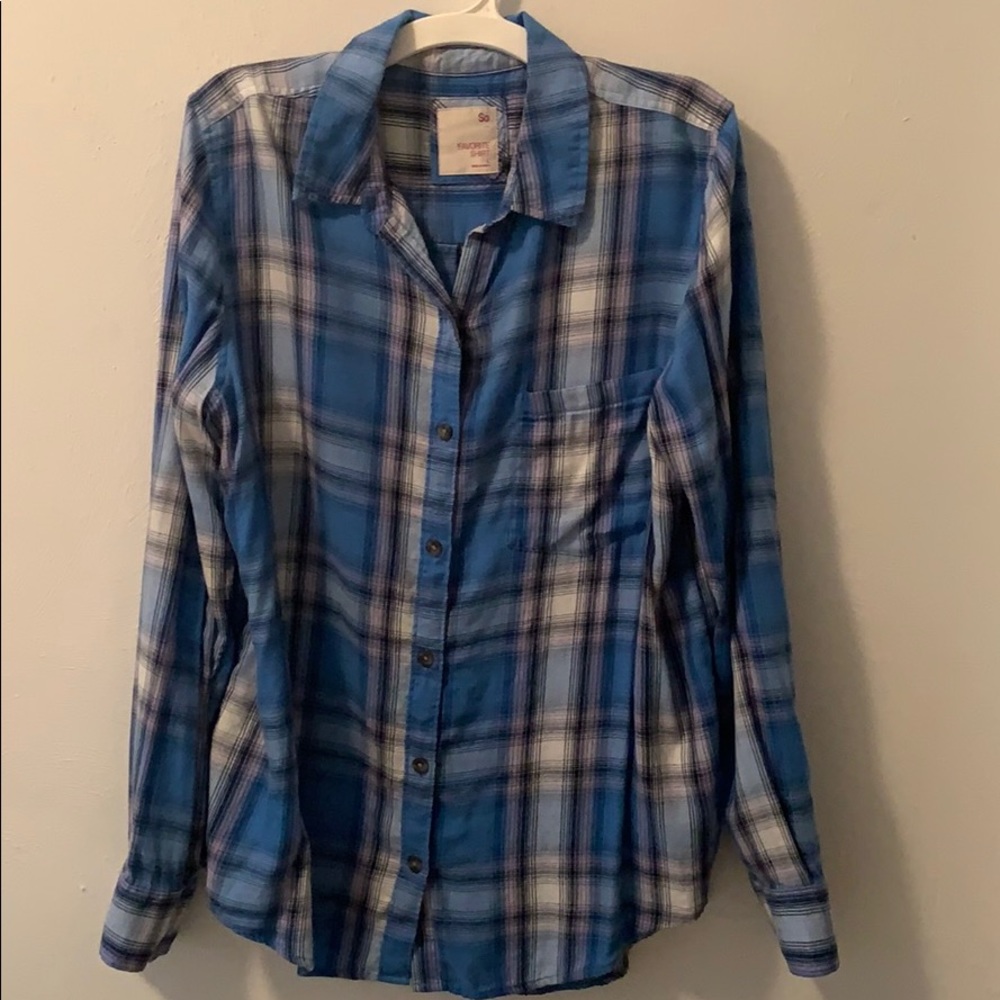 Lightweight plaid shirt